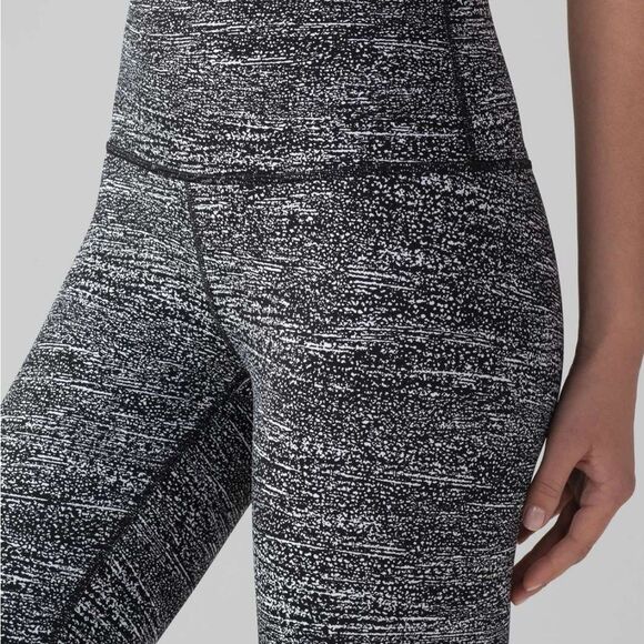 Lululemon Athletica Black and White Leggings High Waist Performance - Picture 1 of 9